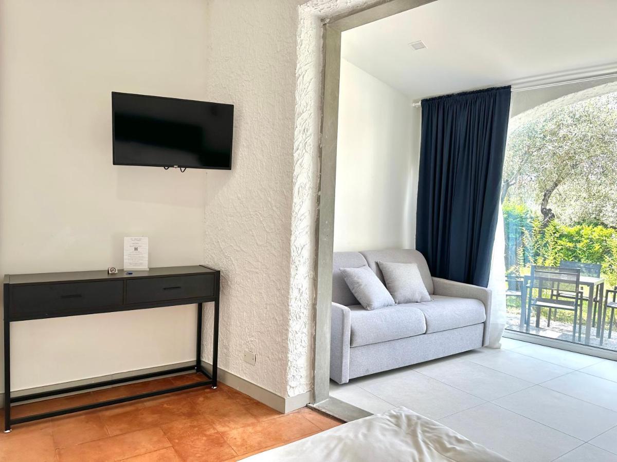 Abitatt Aparthotel Fosdinovo Buitenkant foto